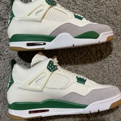 Jordan 4 Pine Green 