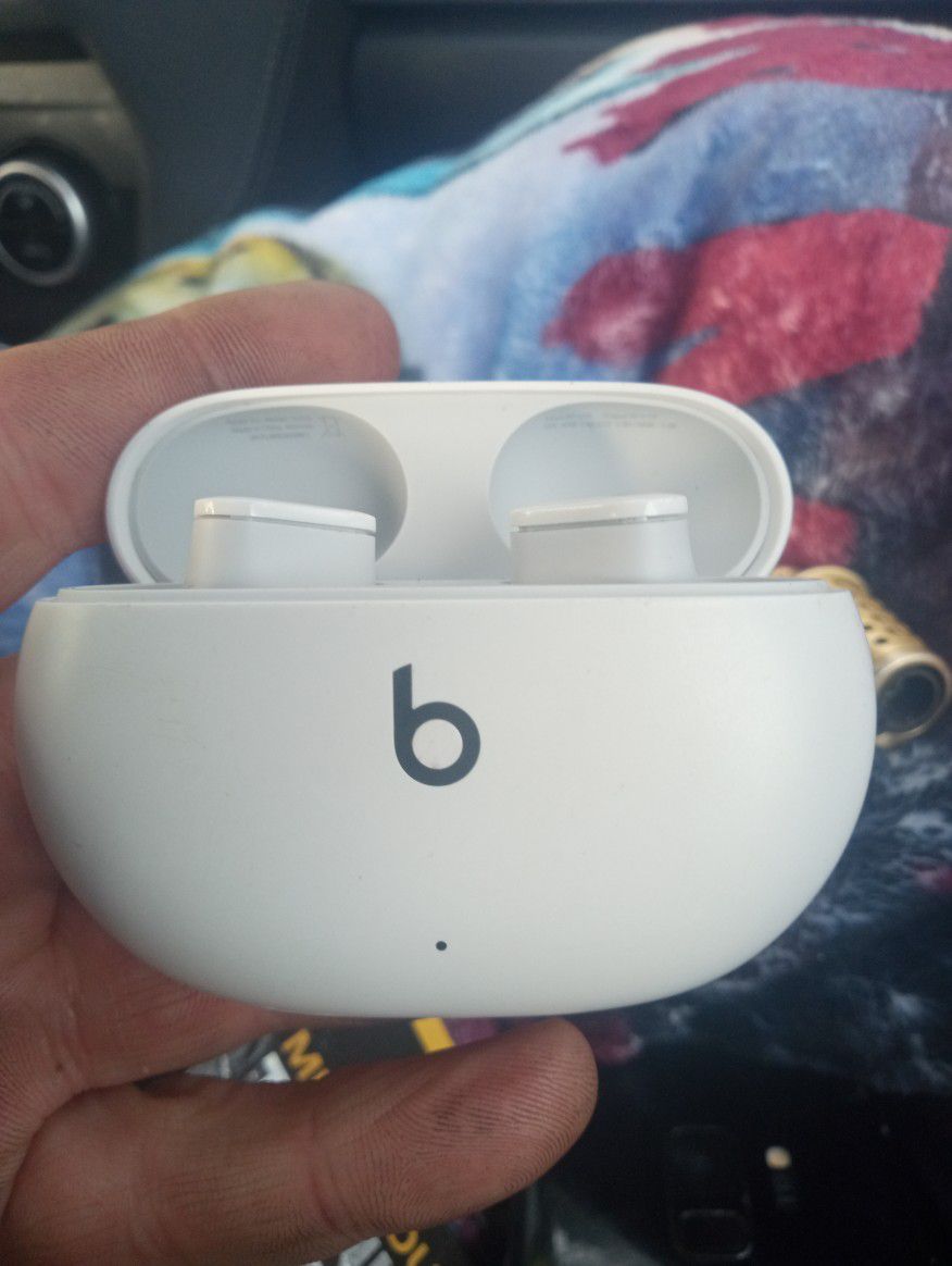 Beats Solo Earbuds 