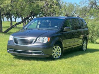 2016 Chrysler Town & Country