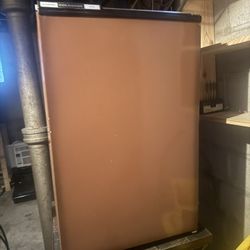 Mini Fridge 