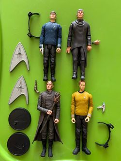 Star Trek 6” Figures LOT.  (2009 Playmates)