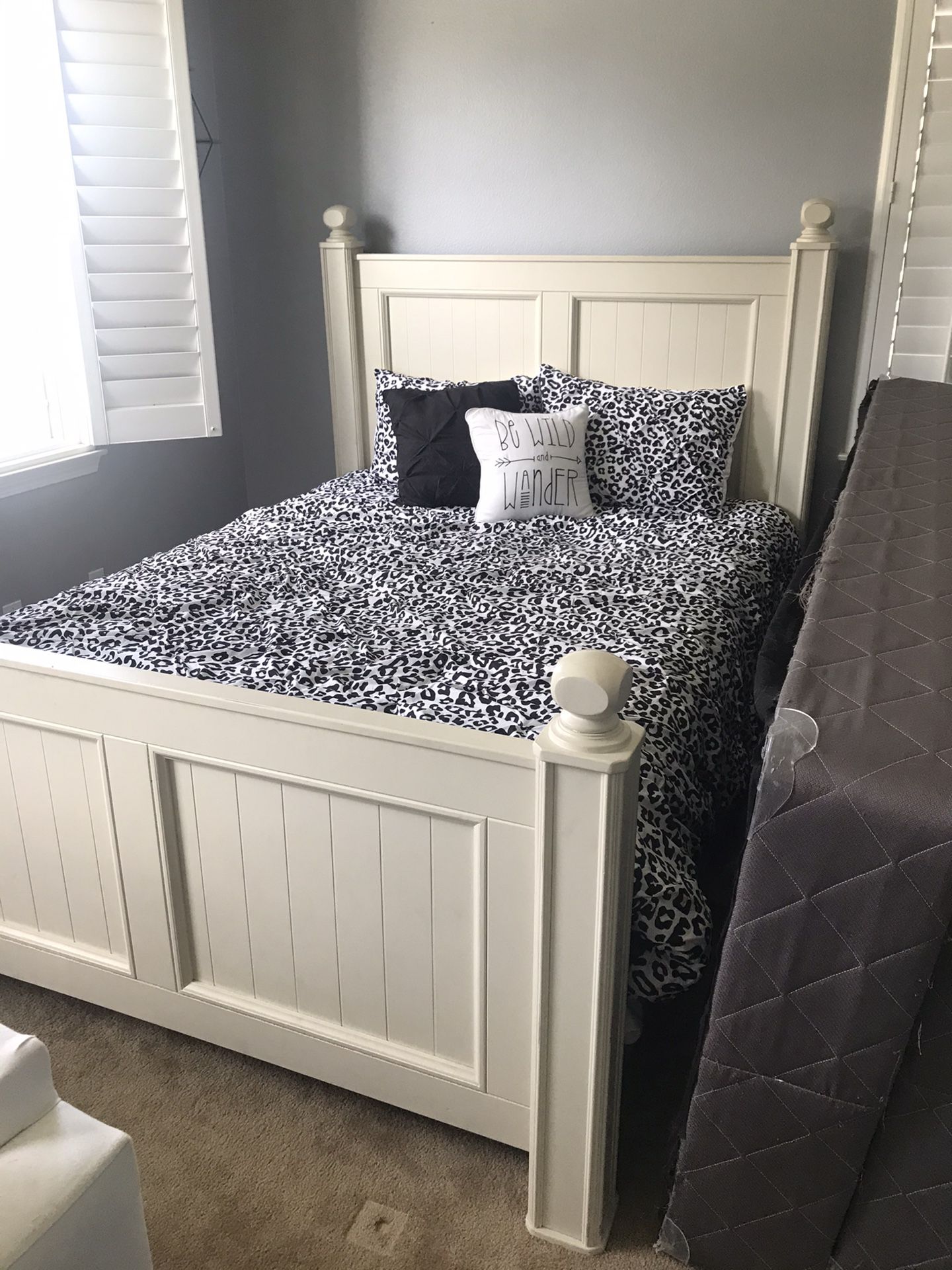 Queen bed frame with mattress, box spring and brand new pillows/ comforter set included