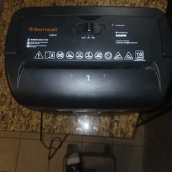 ​Bonsaii 10-Sheet Cross-Cut Paper Shredder (C209-D) - Works Perfectly!