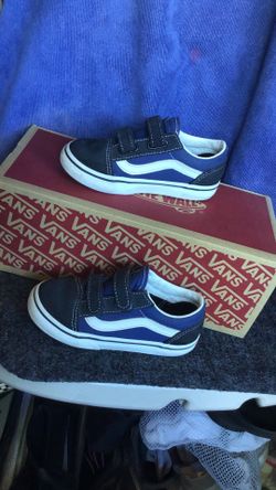 Vans kids old Skool V shoes size 9.5 toddler
