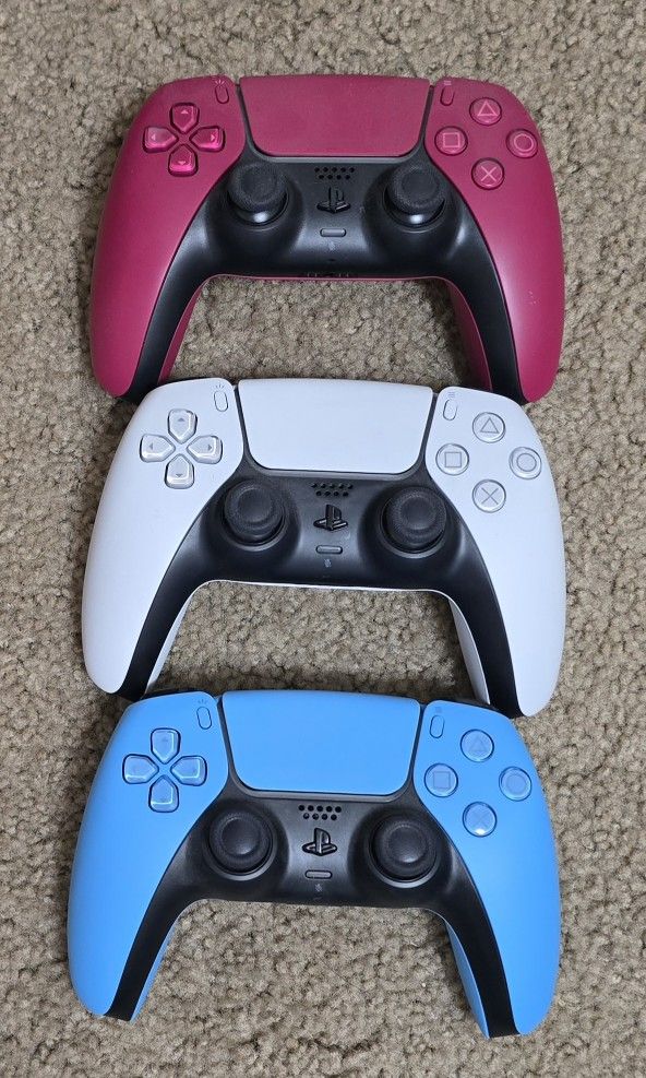 Playstation 5 Controllers