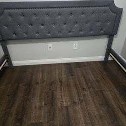 King Size Frame Like New