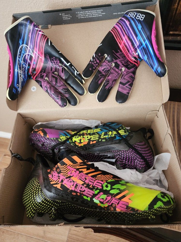 Additas Men's Adizero 12.0 Mismatch Football Cleats And Adult Nike Vapor Jet 7.0 CombineFootball Gloves