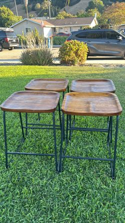 Four barstool chairs