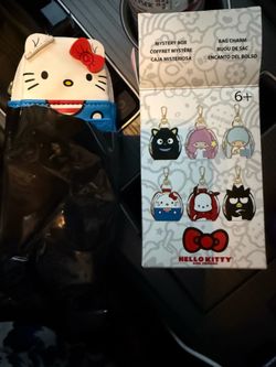 Hello kitty bag charm