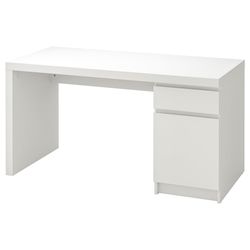Modern White Desk with Storage – Like New 