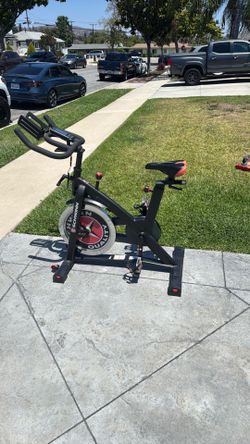 Schwinn IC3 exercise bike