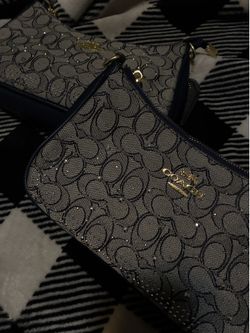 Coach purse for SALE