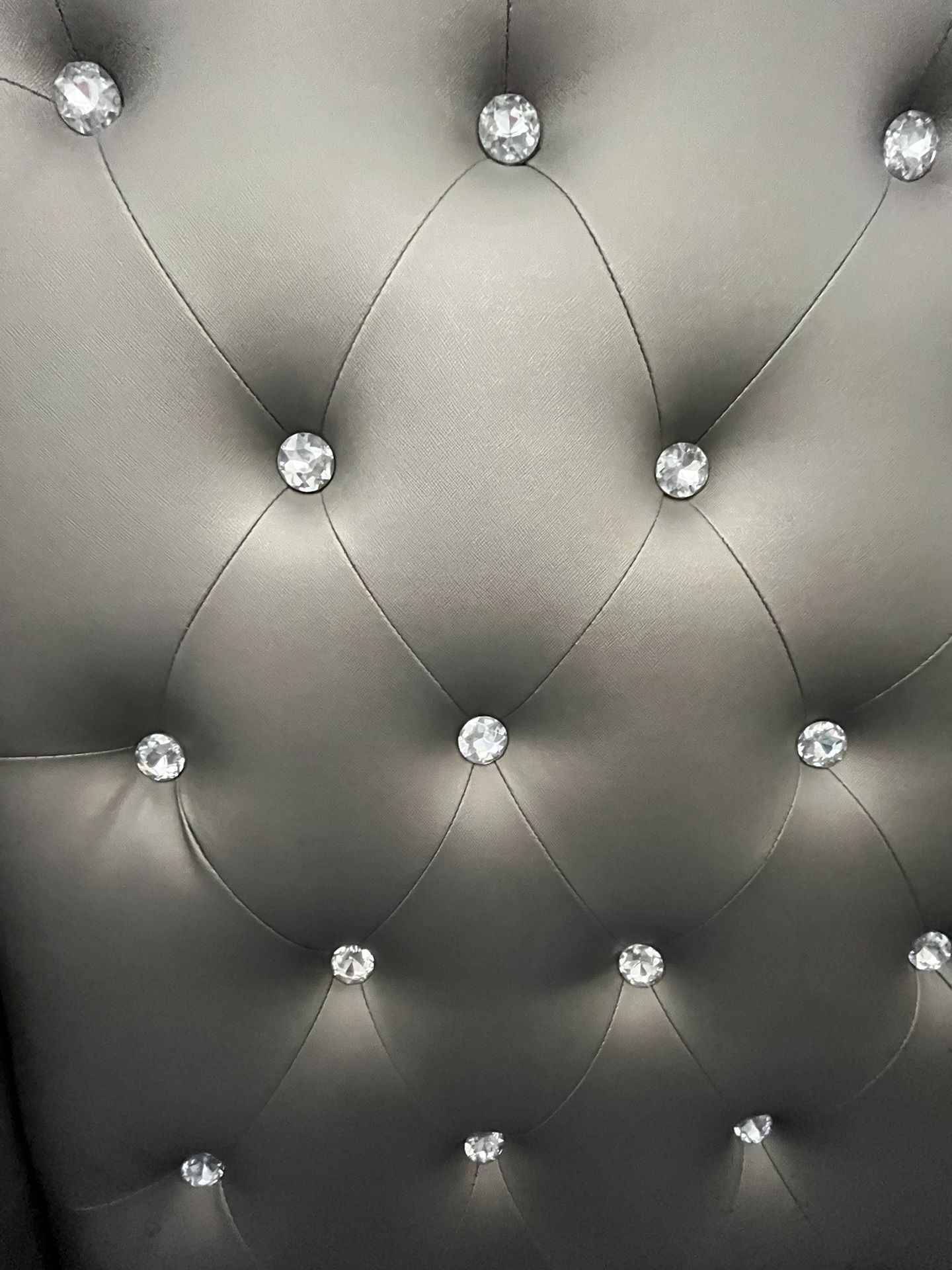 Queen Sized Bedroom Set