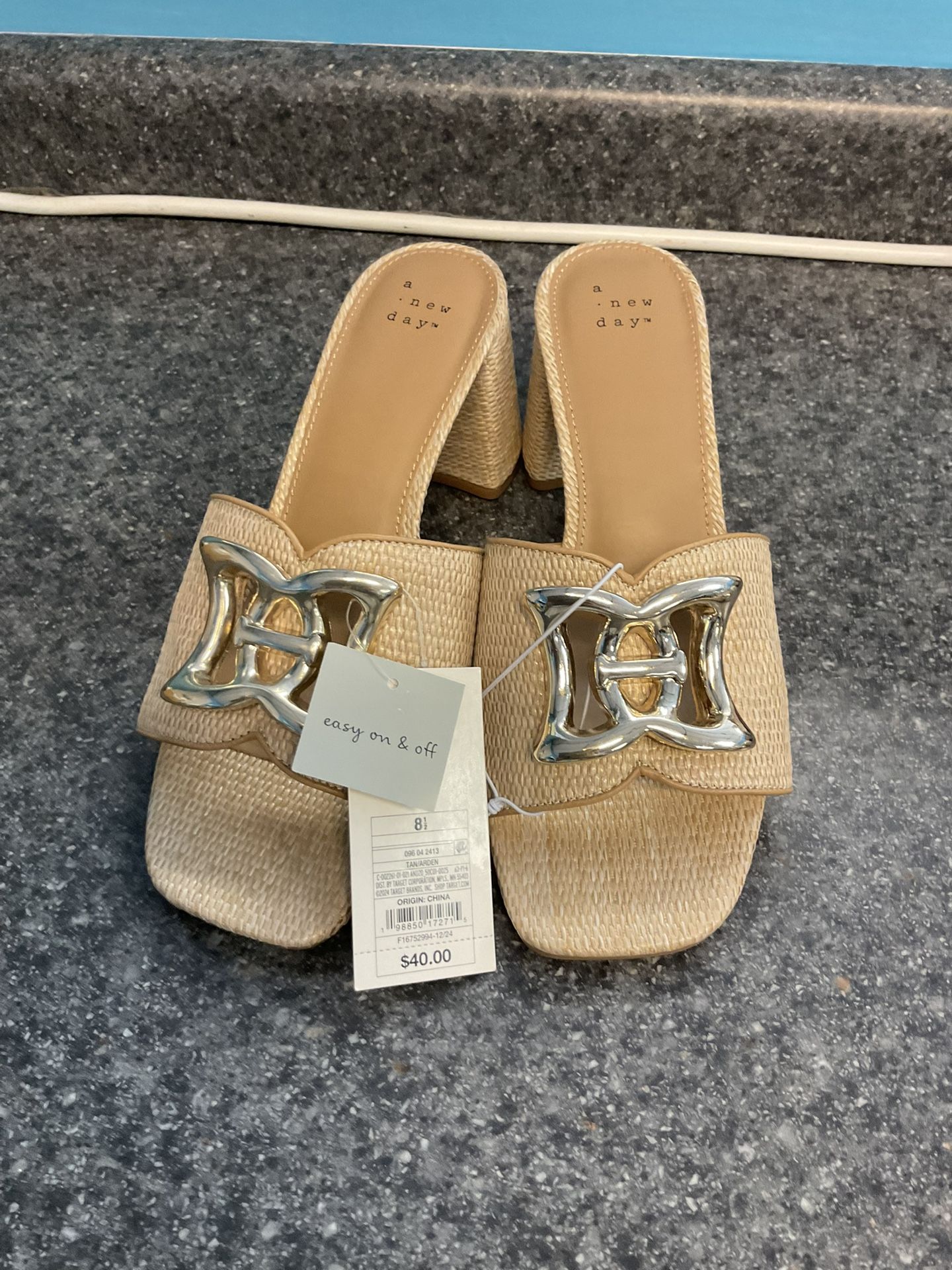 Women's Arden Raffia Ornamented Block Heels with Memory Foam Insole