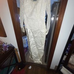 Vintage Wedding Dress And the long wrap around the waist