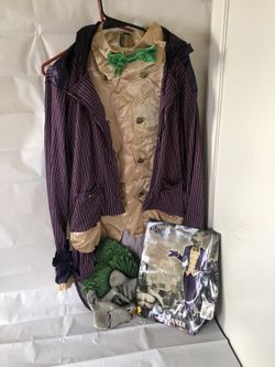 Costume