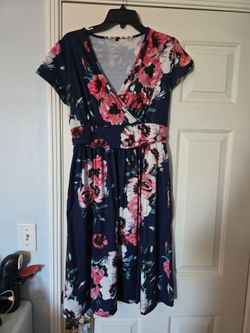 Floral dress size large