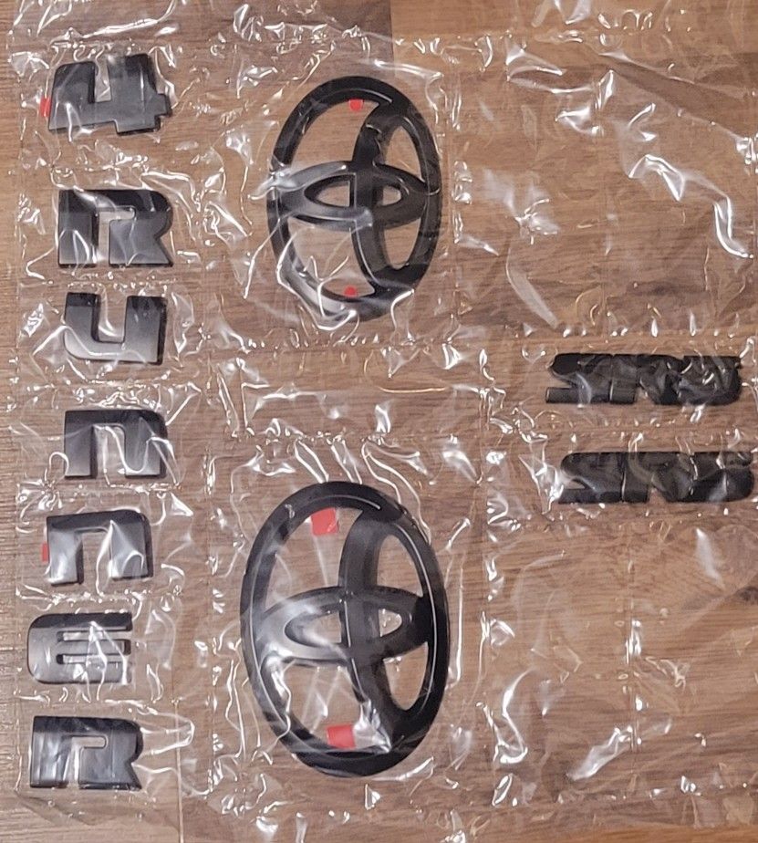4Runner Blackout Emblem Overlays - Black OEM