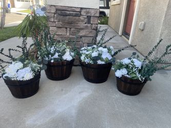 Artificial flower arrangements