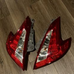 2016 370z OEM TAILIGHTS