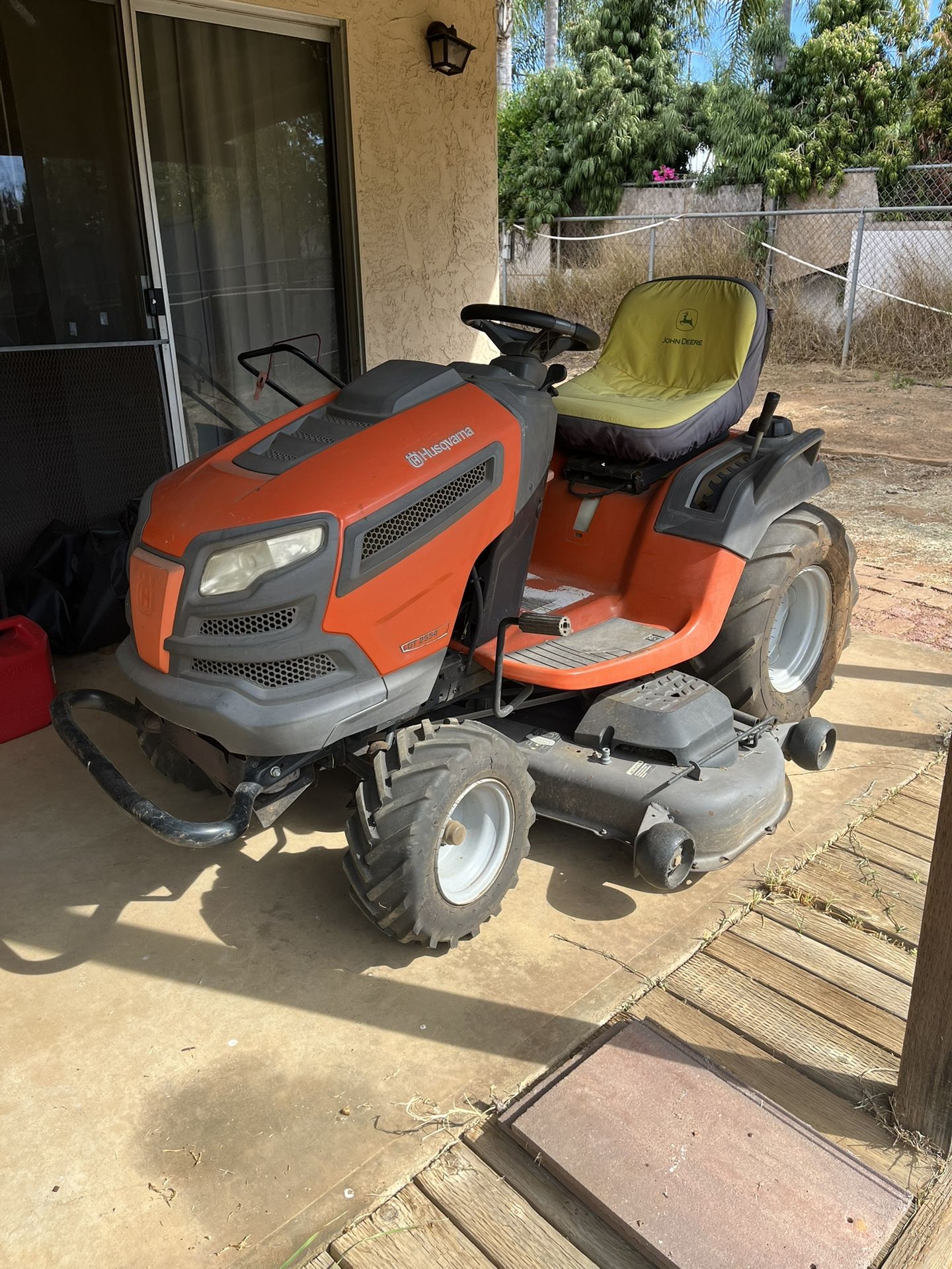 Husqvarna 54” Ride On Mower