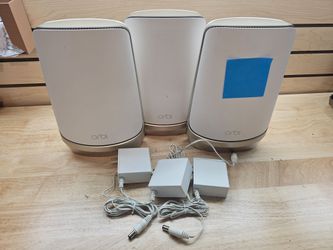 NETGEAR Orbi 960 Series WiFi 6E Mesh System RBRE960 + 2 RBSE960