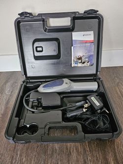 Inficon Refrigerant Leak Detector with Case