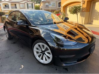 2023 Tesla Model 3 Standard Range Plus