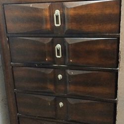5 Drawer Dresser