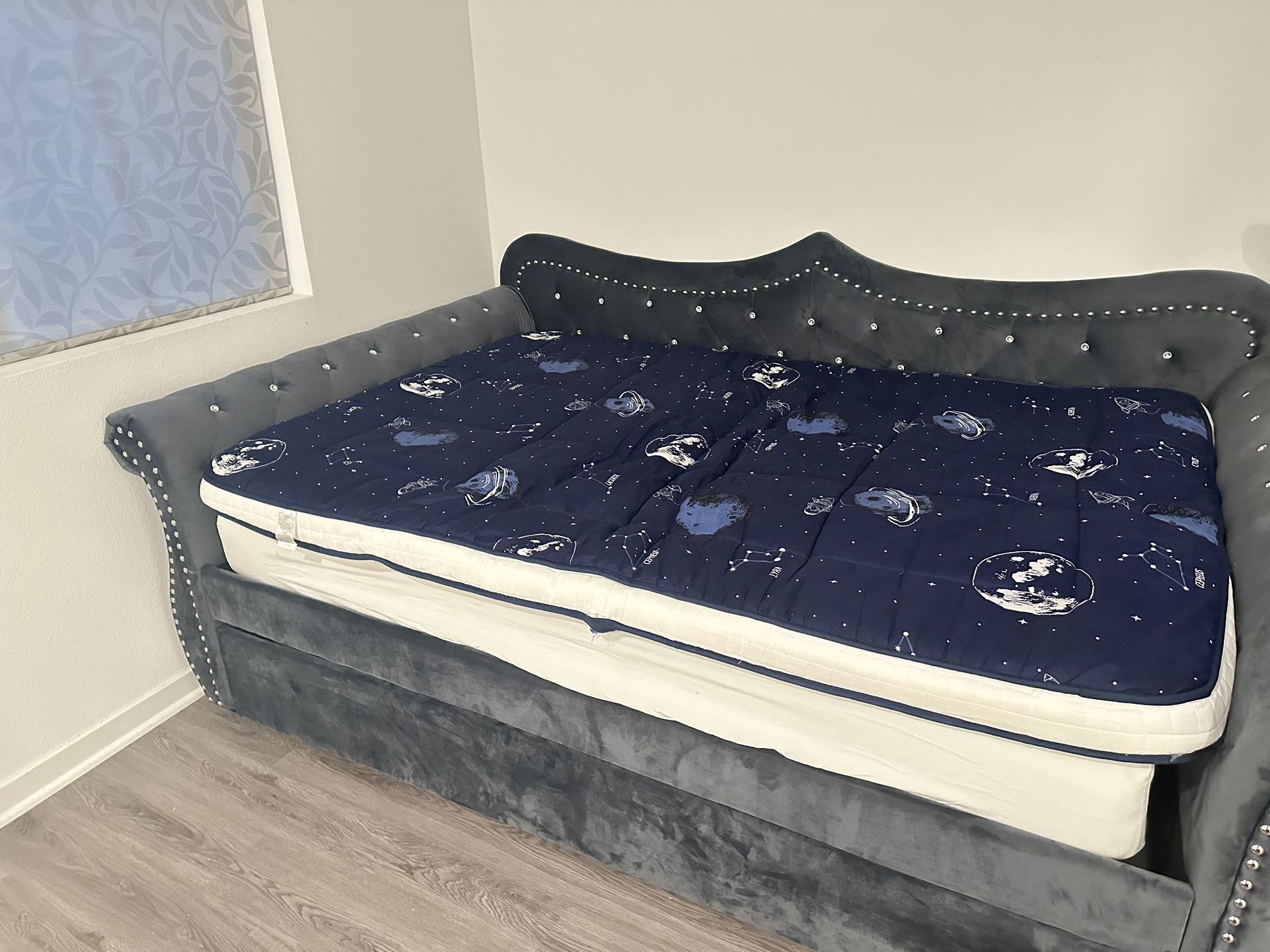 MAXYOYO Unicorn Pattern Futon Mattress, Full Size Japanese Floor Mattress