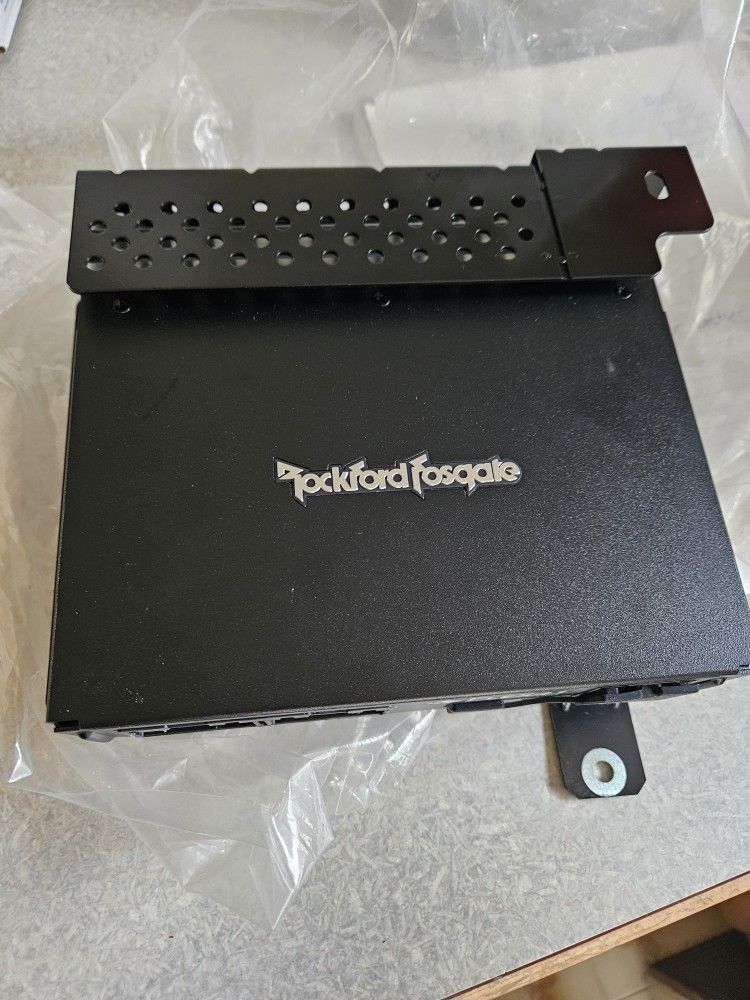 Subaru Amplifier