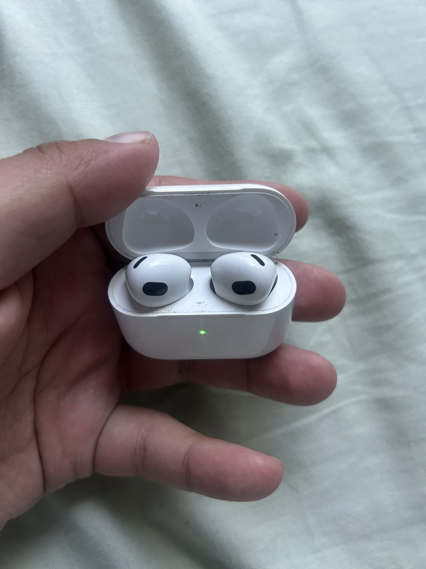 Apple AirPods 3rd Gen