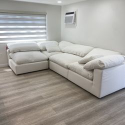 Modular Style White Cloud Sofa Chaise Sectional With Performance Fabric 
