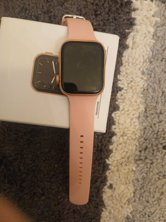 Apple Watch 8