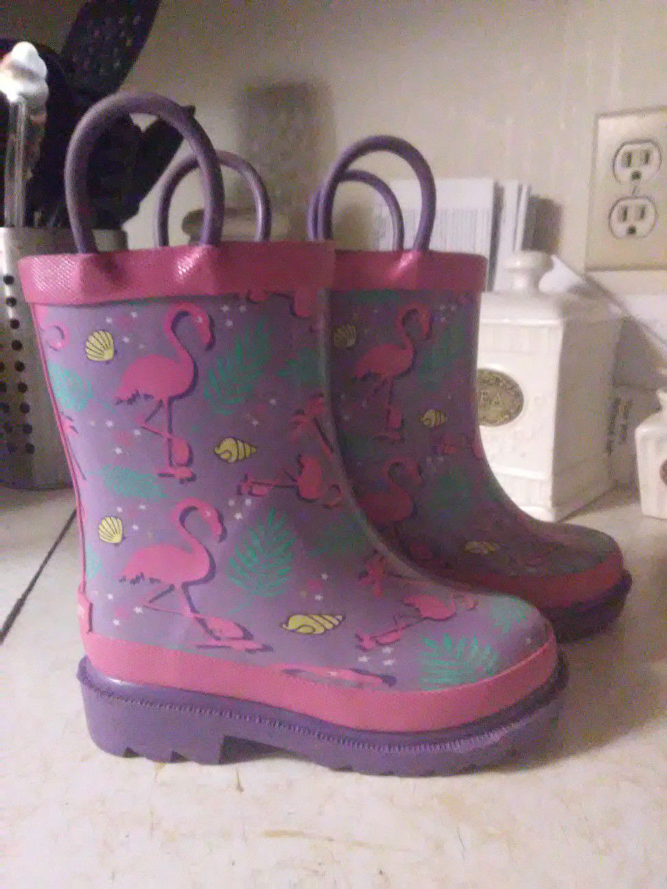 Toddler girls rain boots Brand New!