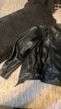 Women’s medium Harley Davidson leather jacket