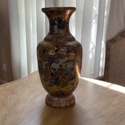 Chinese Antique Porcelain Vase