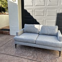 ✨ West Elm Andes Sofa – Like New 