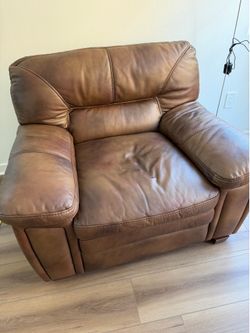 Single seat all leather chair
