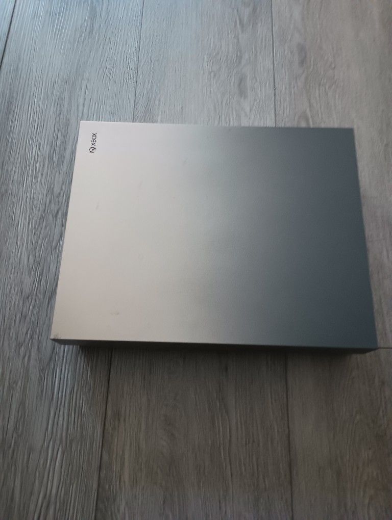 Xbox One X