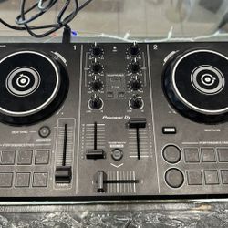 DDJ 200 PIONER