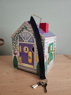 Melissa and Doug Wooden doorbell house