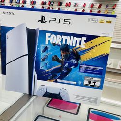 PlayStation 5 slim disc Fortnite skin bundle