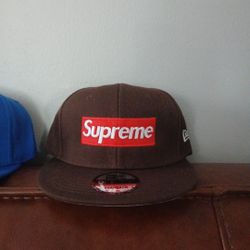 Supreme X New Era Snapback 
