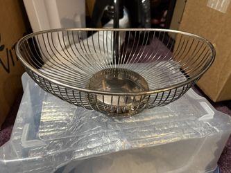 Silverplated Serving Dish Bread Basket