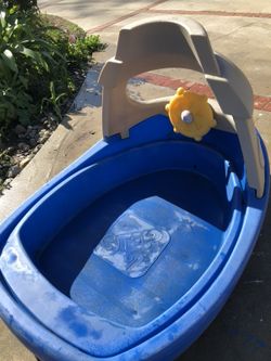 Step 2 best sale tuggy boat sandbox
