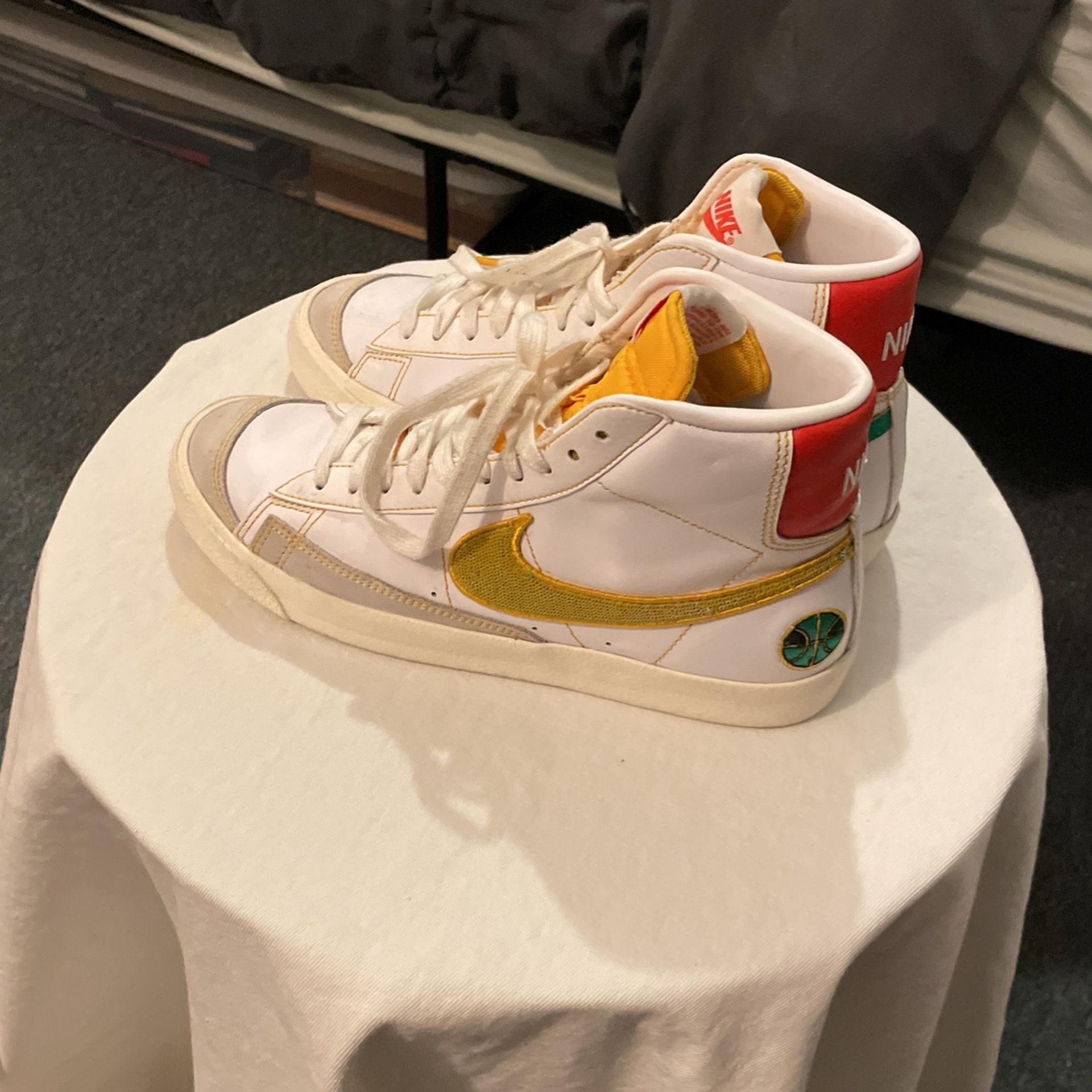 Nike Blazer Size 7.5