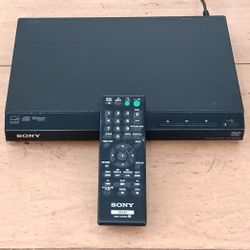 Sony DVD Player with Remote Control 