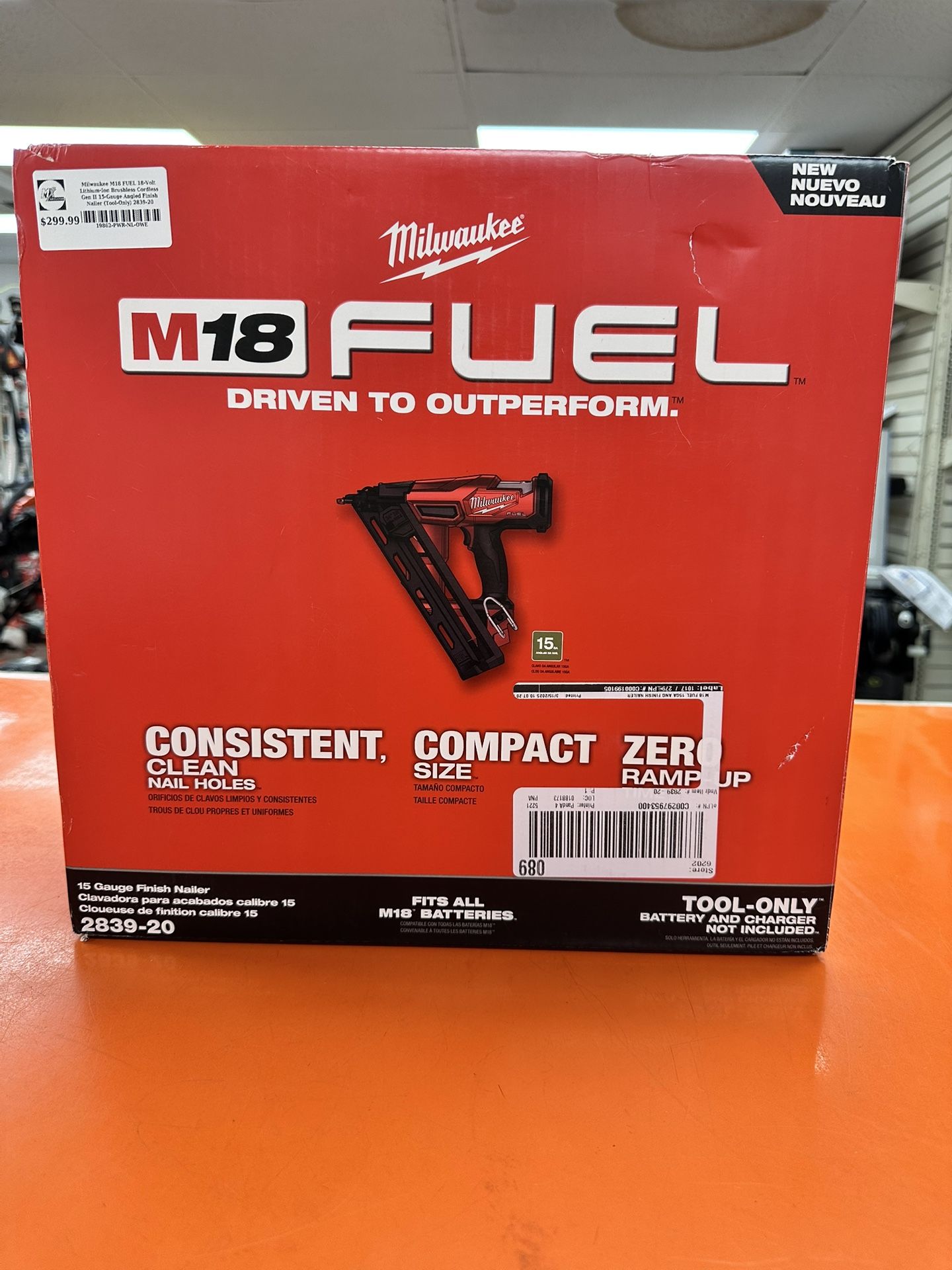 Milwaukee 2839-20 M18 15 Gauge Angled Finish Nailer
