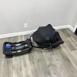 Nuna Pipa Lite Car Seat 